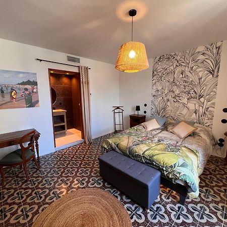 Bed and Breakfast Les Baroudeurs De Saint Jean Экстерьер фото