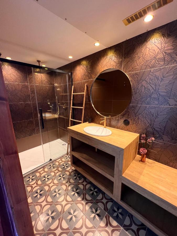 Bed and Breakfast Les Baroudeurs De Saint Jean Экстерьер фото