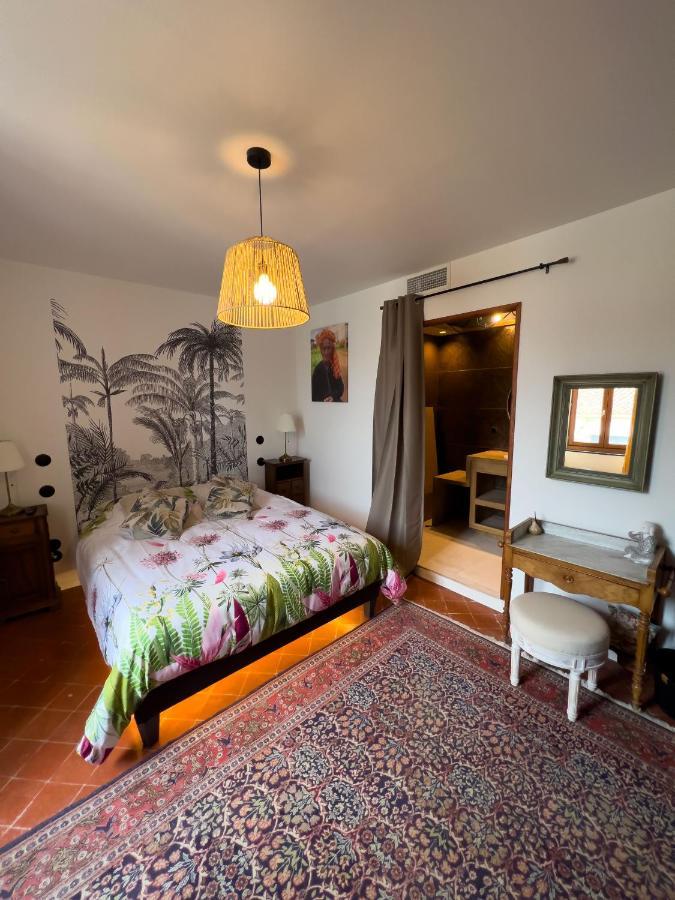 Bed and Breakfast Les Baroudeurs De Saint Jean Экстерьер фото