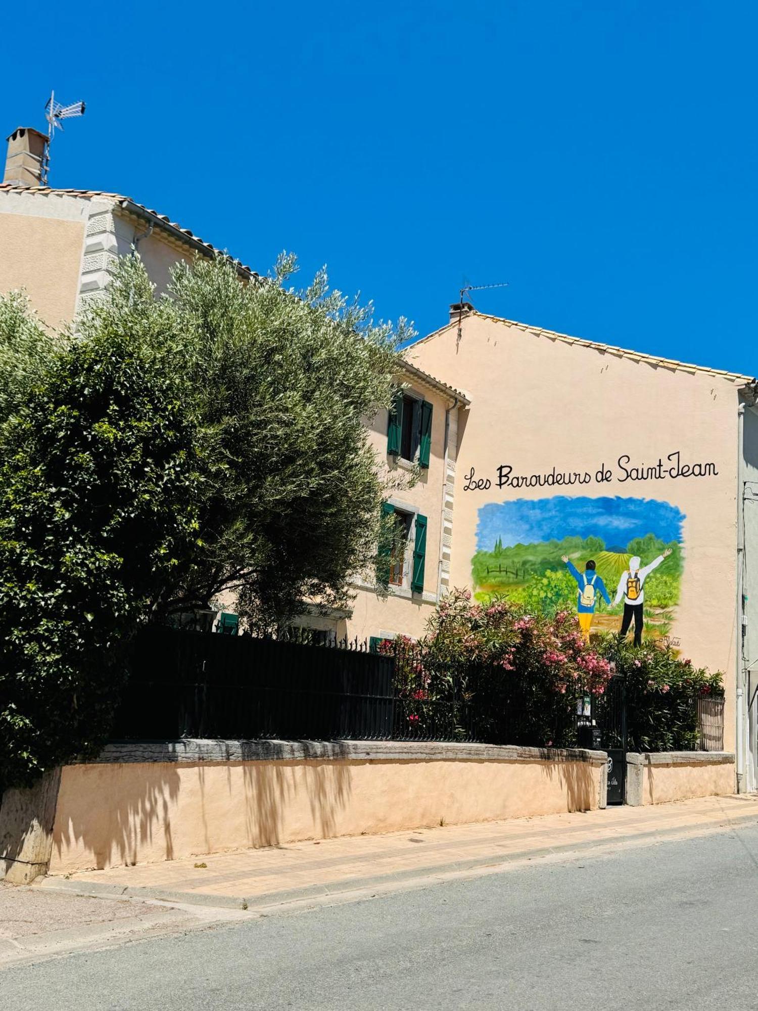 Bed and Breakfast Les Baroudeurs De Saint Jean Экстерьер фото